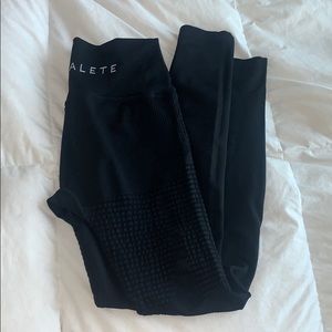 Alphalete Black Halo Legging